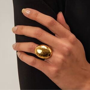 Elegant Gold Hammered Ring